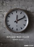 画像1: GERMANY antique GW [Gerätewerk Leipzig] wall clock 掛け時計 クロック 30cm 1960－70's インダストリアル (1)