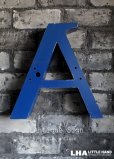 画像1: USA antique アメリカアンティーク 大きな メタル アルファベット レターサイン 【A】ラージサイズ（H45.5cm） 1950-70's (1)