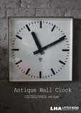画像1: CZECHOSLOVAKIA antique PRAGOTRON wall clock チェコスロバキアアンティーク パラゴトロン社 掛け時計 ラージサイズ クロック 43.5cm 1980-90's (1)