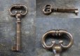 画像2: FRANCE antique KEY フランスアンティークキー 鍵 美しい装飾 チェスト・キャビネットキー 1890-1920's (2)