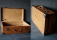 画像2: ENGLAND antique イギリスアンティーク ロゴ入り トランク・スーツケース バッグ ブラウン 茶 ヴィンテージ　1920's (2)