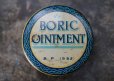 画像2: ENGLAND antique イギリスアンティーク BORIC Ointment ティン缶 4.5cm ブリキ缶 1932's (2)