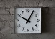 画像2: FRANCE antique フランスアンティーク BRILLIE wall clock ブリエ 掛け時計 ヴィンテージ クロック スクエア 28cm 1950's (2)