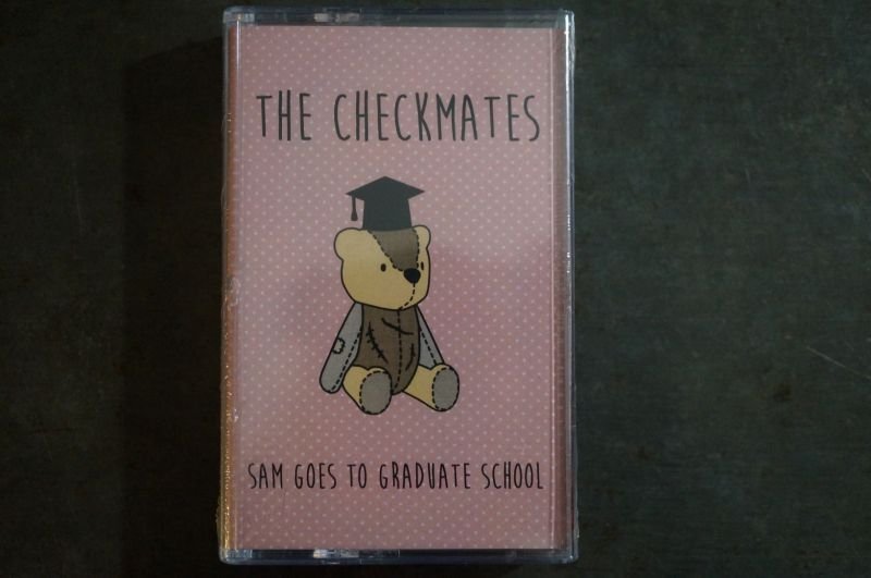 画像1: THE CHECKMATES / SAM GOES TO GRADUATE SCHOOL   カセット（缶バッチ付き）