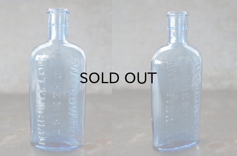 画像2: ENGLAND antique イギリスアンティーク WOODWARD ガラスボトル H15.5cm ガラス瓶 1890-1910's