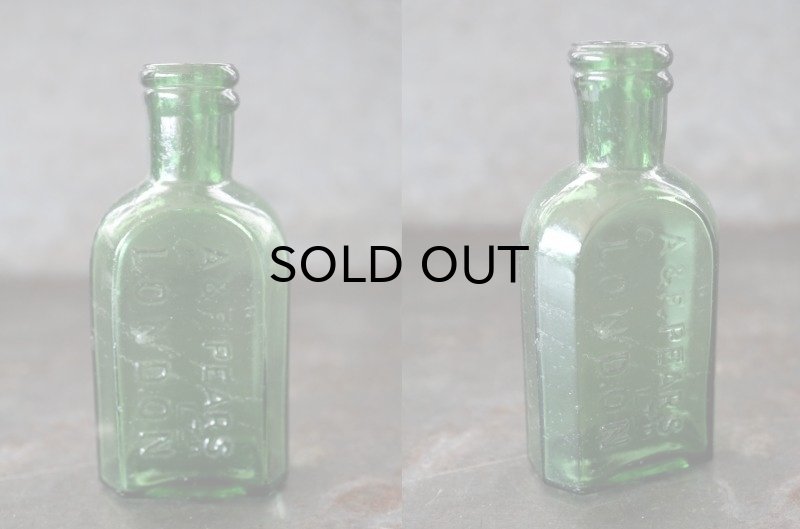 画像2: ENGLAND antique イギリスアンティーク A&F LONDON ガラスボトル H10.5cm ガラス瓶 1890-1910's
