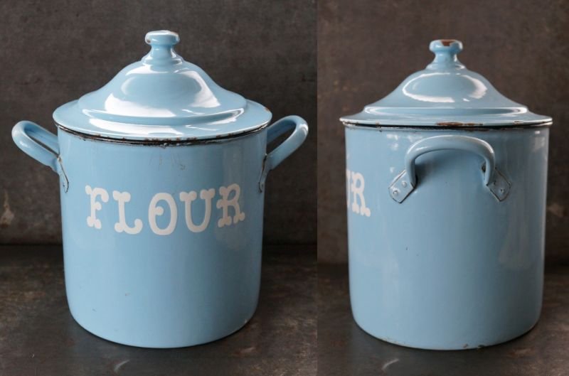 画像2: 【RARE】ENGLAND antique イギリスアンティーク ホーロー 花文字・ドーム蓋・リベット フラワー缶 FLOUR 1920-30's