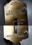 画像2: ENGLAND  antique イギリスアンティーク SALTER  スプリングバランス ポケットバランス ハンキング スケール  はかり  1920-40's  (2)