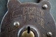 画像3: USA antique アメリカアンティーク SECURE LEVER 刻印入り パドロック No Key 南京錠 ヴィンテージ 1930－50's (3)