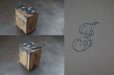 画像3: FRANCE antique Initial Stamp 【F】フランスアンティーク 刺繡用 イニシャルスタンプ アルファベットスタンプ ハンコ 花文字ヴィンテージ1930-40's (3)