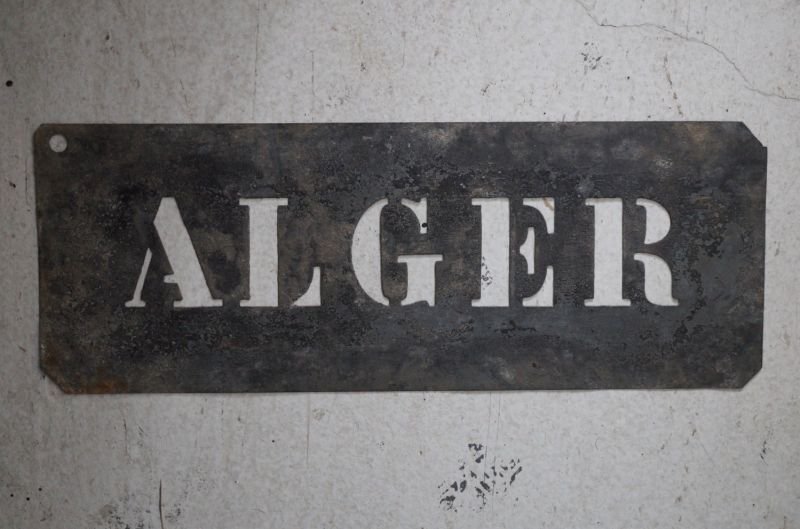 画像2: FRANCE antique 渋い ステンシルプレート ALGER アルファベット 1930-40's
