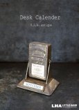 画像1: USA antique ADVERTISING Desk Calender アメリカアンティーク 真鍮製 回転式万年デスクレンダー 1920-30's ヴィンテージ  (1)