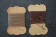 画像3: ENGLAND antique Mending イギリスアンティーク 糸カード 糸巻き 2枚セット 台紙付 ヴィンテージ 1930-50's (3)
