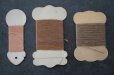 画像3: ENGLAND antique Mending イギリスアンティーク 糸カード 糸巻き 3枚セット 台紙付 ヴィンテージ 1930-50's (3)