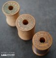 画像1: U.S.A. antique Wooden Spools アメリカアンティーク  英字ロゴ入 刻印入 木製スプール 糸巻き 糸 3個セット  ヴィンテージ 1920-40's (1)