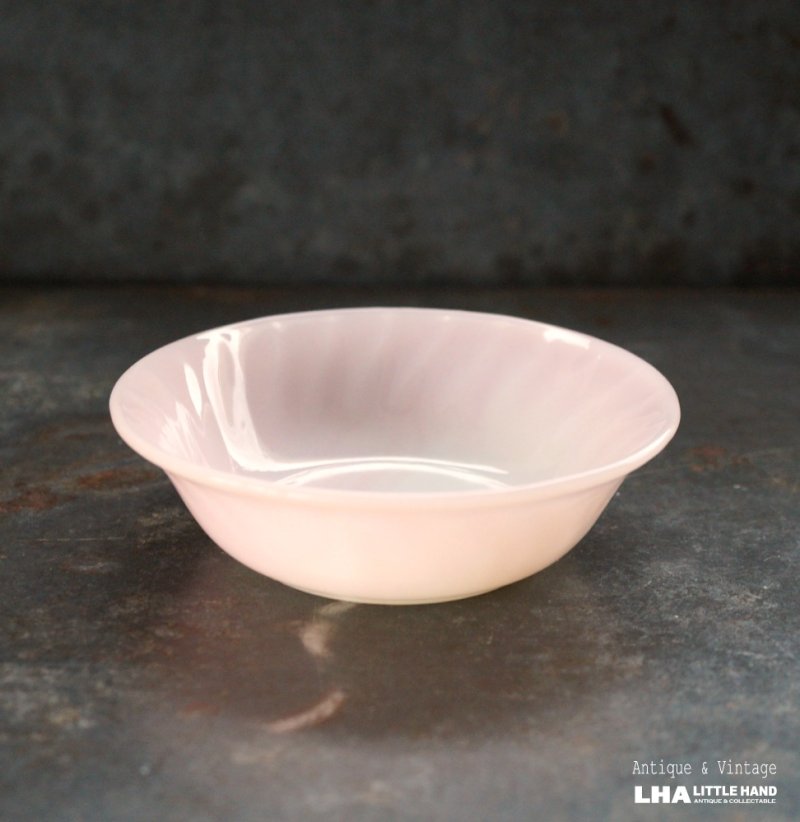 画像1: U.S.A. vintage Fire-king Pink Dessert Bowl アメリカヴィンテージ ファイヤーキング ピンク スワール デザートボウル 1949-62's