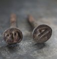 画像2: USA antique Railroad Nails 2pcs アメリカアンティーク レールロード ナンバーネイル 鉄道釘 2本セット 釘 1940-50's (2)