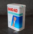 画像2: USA antique BAND-AID TIN アメリカアンティーク ジョンソン&ジョンソン BAND-AID バンドエイド缶 絆創膏 ヴィンテージ 1992's  (2)