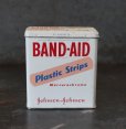 画像5: USA antique BAND-AID TIN アメリカアンティーク ジョンソン&ジョンソン BAND-AID バンドエイド缶 絆創膏 ヴィンテージ1960-70's  (5)
