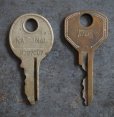 画像2: USA antique KEYS 2pcs アメリカアンティークキー 鍵 2本セット ヴィンテージ 1940-70s (2)