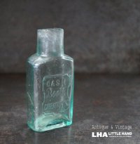 ENGLAND antique Boots Glass Bottle イギリスアンティーク 筆記体ロゴ【Boots】 ガラスボトル H11.2cm ガラス瓶 1920's
