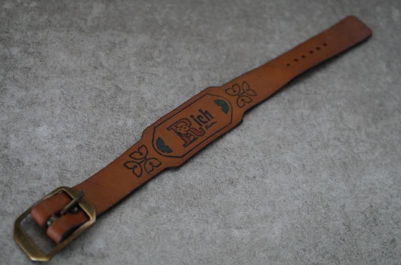 画像2: SALE【30%OFF】U.S.A. antique SNOOPY AVIVA  Leather Bracelet スヌーピー レザーブレスレット ヴィンテージ 1970-80's