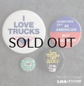 ENGLAND & U.S.A. antique BADGES 4pcs イギリス&アメリカアンティーク  ヴィンテージ 缶バッジ 4個セット 缶バッチ ビンテージ 1970-90's 