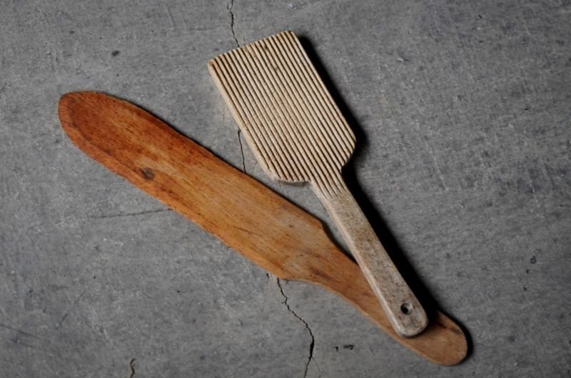 画像2: ENGLAND antique Wooden Butter Pat &Wooden Knife イギリスアンティーク 木製 バターパット&パテナイフ 1900-30's
