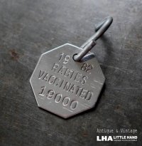 U.S.A. antique Dog Tag アメリカアンティーク ヴィンテージ ドッグタグ 1982's ロゴ入 ナンバープレート ナンバータグ タグ