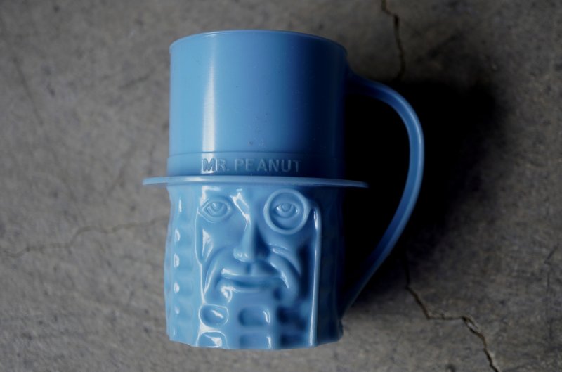 画像2:  U.S.A. vintage MR. PEANUT MUG CUP アメリカヴィンテージ ミスターピーナッツ プラスチック マグカップ 1950-60's