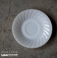 U.S.A. vintage Fire-king WHITE SWIRL SAUCER アメリカヴィンテージ ファイヤーキング ホワイト スワール ソーサー 1951-60's