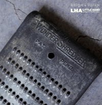 U.S.A. antique GRATER THE WONDER SHREDDER アメリカアンティーク チーズグレーター ヴィンテージ おろし器 1940－60's