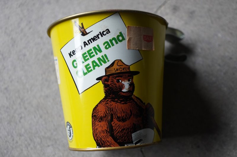 画像2: U.S.A. vintage SMOKEY BEAR ASHTRAY アメリカヴィンテージ スモーキーベア アッシュトレイ 灰皿