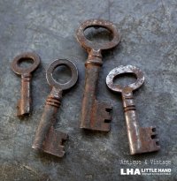 ENGLAND antique KEYS 4pcs イギリスアンティークキー ヴィンテージキー 小さな鍵 4本セット ヴィンテージ  1900-50's