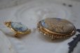 画像3: SALE【30%OFF】ENGLAND antique Brooch 2pcs イギリスアンティーク ブローチ カメオ 2個セット アクセサリー ヴィンテージブローチ コスチュームジュエリー 1960-80's  (3)