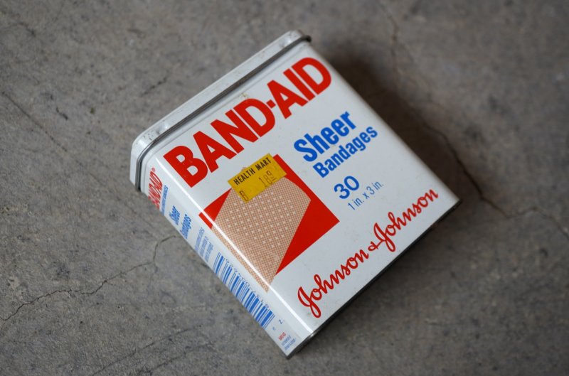 画像2: U.S.A. antique BAND-AID TIN アメリカアンティーク ジョンソン&ジョンソン BAND-AID バンドエイド缶 絆創膏 ヴィンテージ1983's 