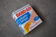 画像2: U.S.A. antique BAND-AID TIN アメリカアンティーク ジョンソン&ジョンソン BAND-AID バンドエイド缶 絆創膏 ヴィンテージ1970-80's  (2)