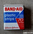 画像1: U.S.A. antique BAND-AID TIN アメリカアンティーク ジョンソン&ジョンソン BAND-AID バンドエイド缶 絆創膏 ヴィンテージ1970-80's  (1)