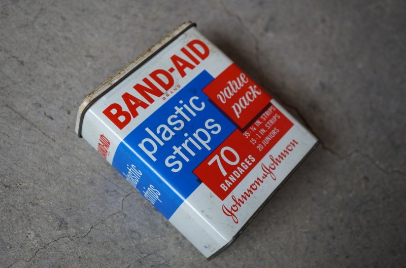 画像2: U.S.A. antique BAND-AID TIN アメリカアンティーク ジョンソン&ジョンソン BAND-AID バンドエイド缶 絆創膏 ヴィンテージ1970-80's 