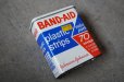 画像2: U.S.A. antique BAND-AID TIN アメリカアンティーク ジョンソン&ジョンソン BAND-AID バンドエイド缶 絆創膏 ヴィンテージ1970-80's  (2)