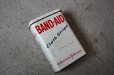 画像2: U.S.A. antique BAND-AID TIN アメリカアンティーク ジョンソン&ジョンソン BAND-AID バンドエイド缶 絆創膏 ヴィンテージ1950-70's  (2)