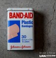 画像1: U.S.A. antique BAND-AID TIN アメリカアンティーク ジョンソン&ジョンソン BAND-AID バンドエイド缶 絆創膏 ヴィンテージ1983's  (1)