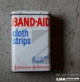 画像1: U.S.A. antique BAND-AID TIN アメリカアンティーク ジョンソン&ジョンソン BAND-AID バンドエイド缶 絆創膏 ヴィンテージ1970-80's  (1)