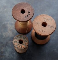U.S.A. antique Wooden Spools アメリカアンティーク  英字ロゴ入 刻印入 木製スプール 糸巻き 糸 3個セット  ヴィンテージ 1920-40's