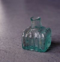 ENGLAND antique Ink Bottle イギリスアンティーク ガラス インクボトル 瓶 ガラスボトル 1890－1910's