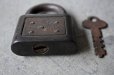 画像6: SALE【30%OFF】U.S.A. antique YALE PADLOCK アメリカアンティーク  刻印入 パドロック 南京錠 ヴィンテージ ビンテージ 1940－60's