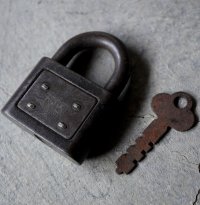 SALE【30%OFF】U.S.A. antique YALE PADLOCK アメリカアンティーク  刻印入 パドロック 南京錠 ヴィンテージ ビンテージ 1940－60's