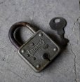 画像1: SALE【30%OFF】U.S.A. antique Master PADLOCK アメリカアンティーク  刻印入 パドロック 南京錠 ヴィンテージ ビンテージ 1940－60's (1)