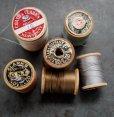 画像1: U.S.A. antique Wooden Spools アメリカアンティーク 木製スプール 糸巻き 糸 6個セット  ヴィンテージ 1950-70's (1)