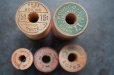 画像5: U.S.A. antique Wooden Spools アメリカアンティーク  英字ロゴ入 刻印入 木製スプール 糸巻き 糸 5個セット  ヴィンテージ 1920-40's